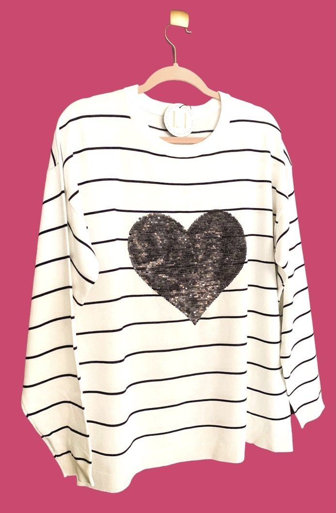 “That’s Amore” Sweater - Luca Hill Boutique 